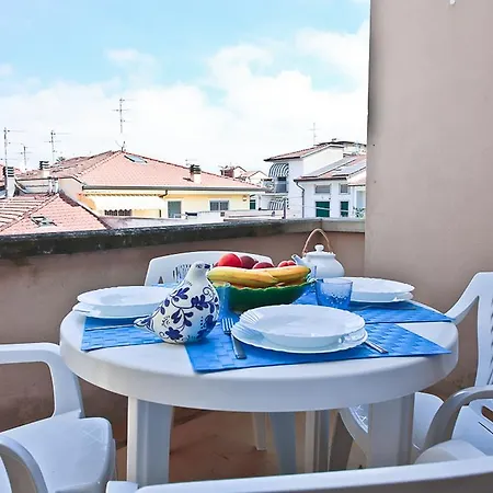 Terrace Apartment *